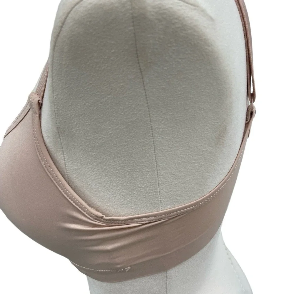 2 STRM LINE Nude + Mint‎ Green Underwire Free Padded Seamless Wireless Bra 36B